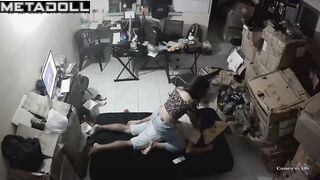 Big ass Spanish brunette mom screams with pleasure hidden camera