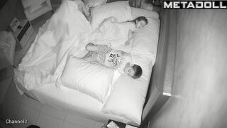 Amateur couple fuck in their daughter’s room spy cam