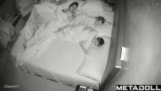 Amateur Italian couple having sex wildly in their bed recording