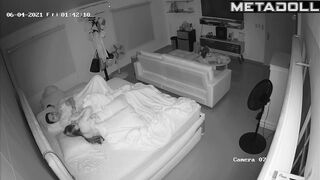 Amateur couple having sex on their bed hard live