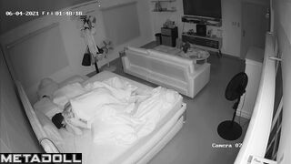Amateur couple having sex on their bed hard live