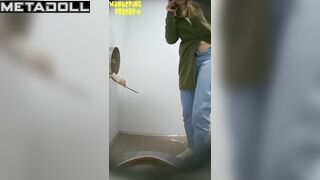  Toilet Voyeur