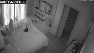 Mature American blonde MILF fingers her pussy while dreaming of mesmerize porn