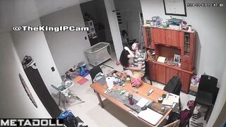 Beautiful French dirty couple having sex brutally in their bed online
