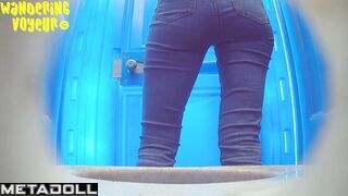 Wandering Voyeur - ﻿Beach Bio toilet-262