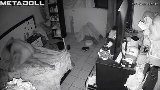 Amateur couple fuck brutally in their bed real spy cam