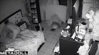 Amateur couple fuck brutally in their bed real spy cam