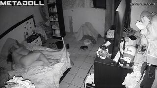 Amateur couple fuck brutally in their bed real spy cam
