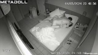 Mature Latina woman gets fucked in missionary