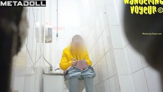 Wandering Voyeur - Shopping centre WC-210