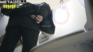 Wandering Voyeur - Mall Toilet-453