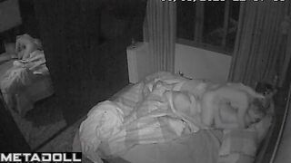 Georgeouse American blonde mom gets an oral sex real spy cam