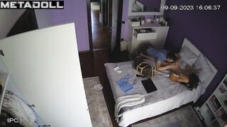 Real amateur New Zealander couple fuck brutally in their bed real spy cam