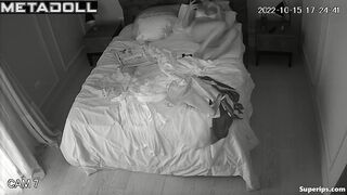 Italian mom records herself masturbating