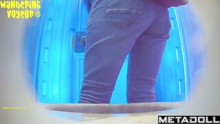 Wandering Voyeur - Beach Bio toilet-280