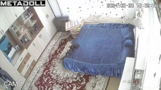 Married Arab couple fucks in their bed