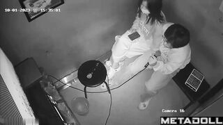 Korean college couple has sex at karaoke