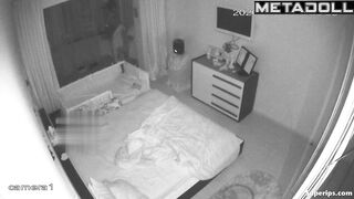 Naked Russian mom masturbates in her bed