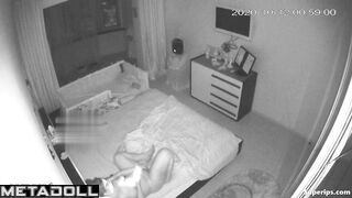 Naked Russian mom masturbates in her bed