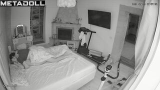Amateur Dutch couple fuck in the living room