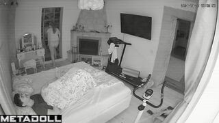 Amateur Dutch couple fuck in the living room