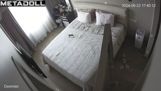 Busty Dutch step-mom has strong orgasms while rubbing with a dildo