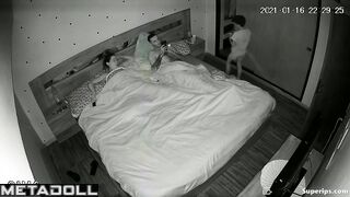 Mature Italian couple fucks in their bed