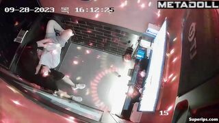 Korean teenage couple has sex in a karaoke