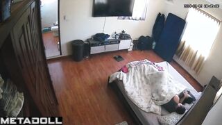 Georgeouse Spanish brunette mom gets fucked on the couch live stream