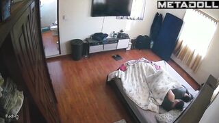 Georgeouse Spanish brunette mom gets fucked on the couch live stream
