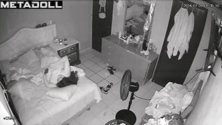 Mature brunette wife rubs her pussy online