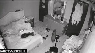Mature brunette wife rubs her pussy online
