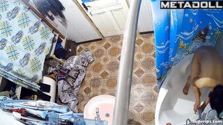Poor Arab couple fucks in the bathroom