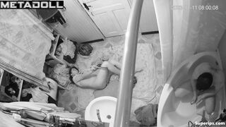 Naughty Arab couple fucks in the bathroom