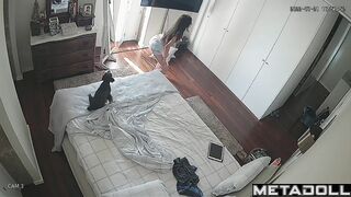 Naked French girl does sexy dances