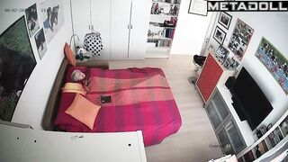 Naughty Dutch blonde granny rubs her pussy while fantasizing about anal porn