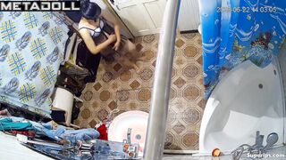 Naughty Arab woman masturbates in the bathroom
