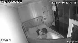 Mature Italian couple fucks in hotel