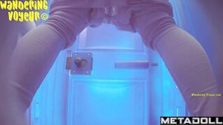 Wandering Voyeur - Beach Bio toilet-325