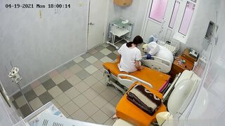 Vaginal exam women in maternity hospital 3