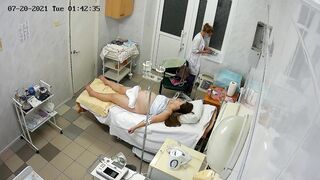 Vaginal exam women in maternity hospital 6