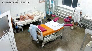 Vaginal exam women in maternity hospital 7