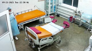 Vaginal exam women in maternity hospital 19