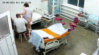 Vaginal exam women in maternity hospital 21