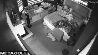 Skinny brunette mom is masturbating on the couch hidden cam