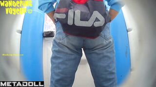 Wandering Voyeur - Bio toilet-1319