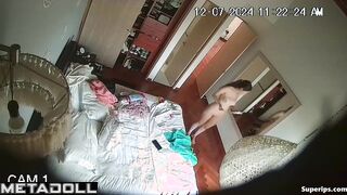 Stepdad waxes his young daughter’s pussy