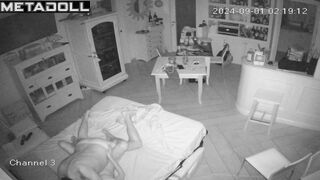 Romanian parents fuck on the couch live HD