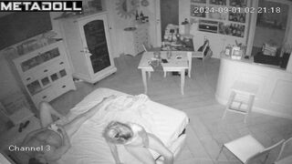 Romanian parents fuck on the couch live HD