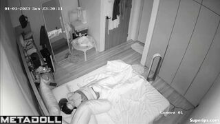Korean Milf masturbates on her bed